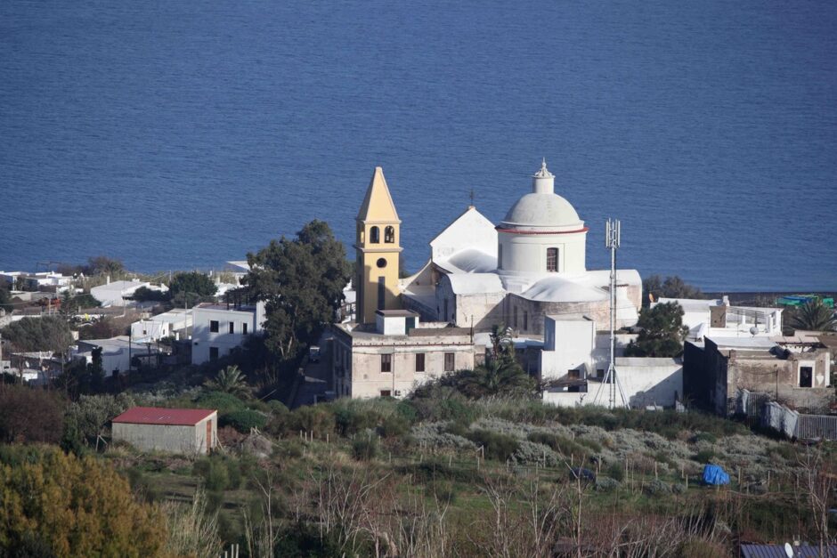 stromboli-hotelpinnata-isoleeolie