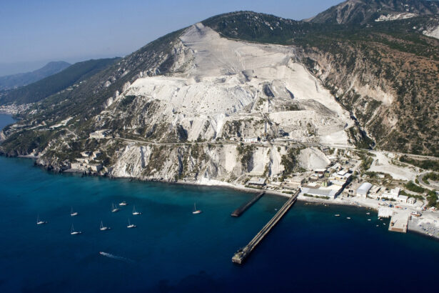 spiagge-hotel-pinnata-lipari.jpg