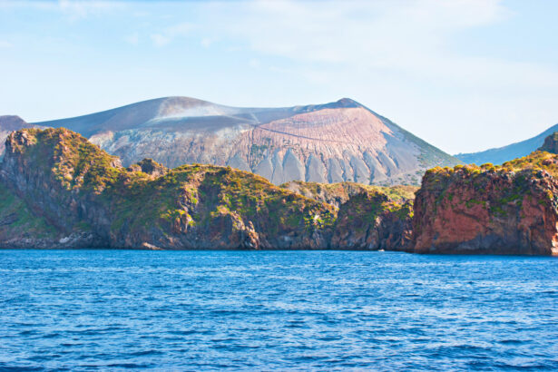 valle-roja-vulcano-hotel-pinnata-lipari.jpeg