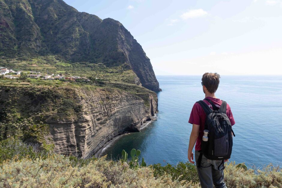 trekking-eolie-hotel-pinnata-lipari.jpg