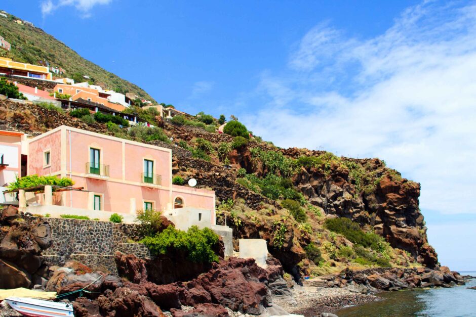 visitare-alicudi-hotel-pinnata-lipari.jpg