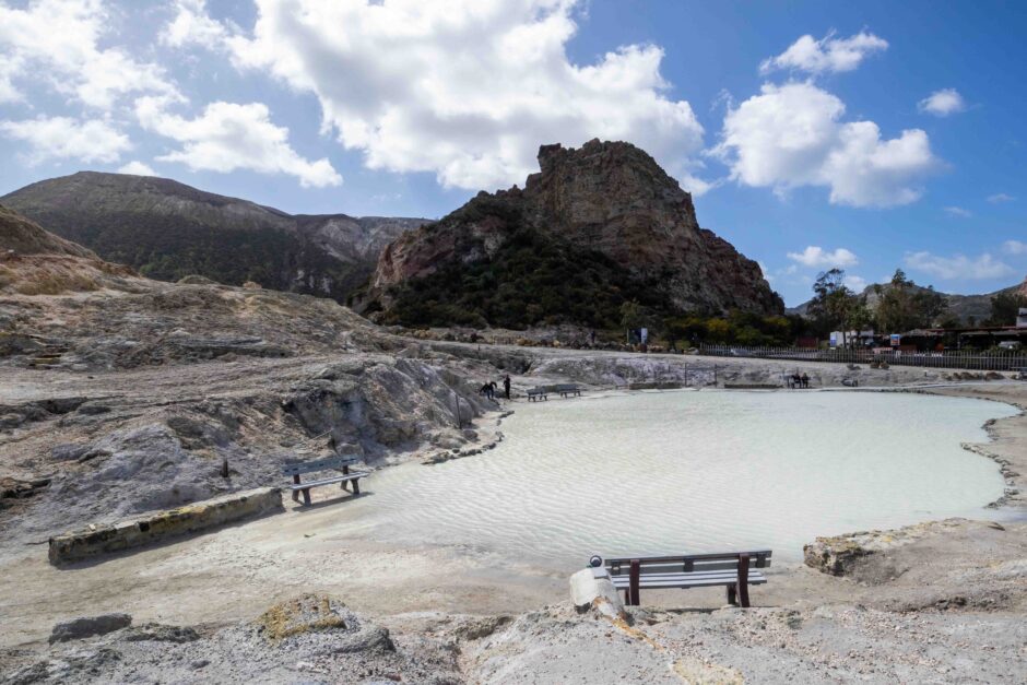 fanghi-termali-vulcano-hotel-pinnata-lipari.jpg