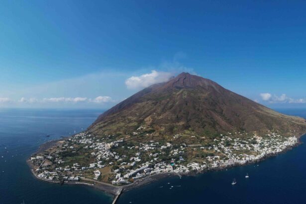 punta-labronzo-stromboli-hotel-pinnata-lipari.jpg