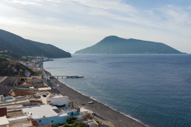 spiaggia-del-gabbiano-lipari-hotel-pinnata.jpg