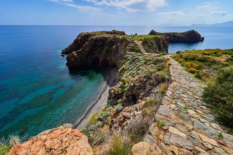 capo-milazzese-panarea-hotel-pinnata-lipari.jpg