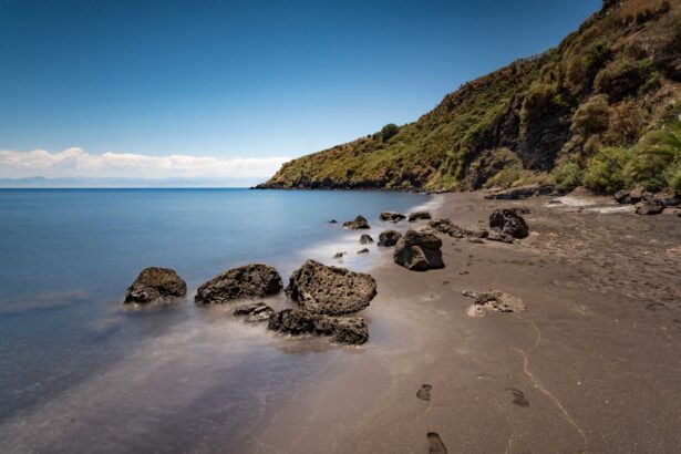 spiaggia-dell'asino-vulcano-hotel-pinnata-lipari.jpg