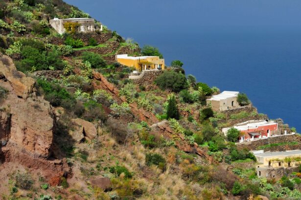 trekking-ad-alicudi-filo-dell-arpa-hotel-pinnata-lipari.jpg